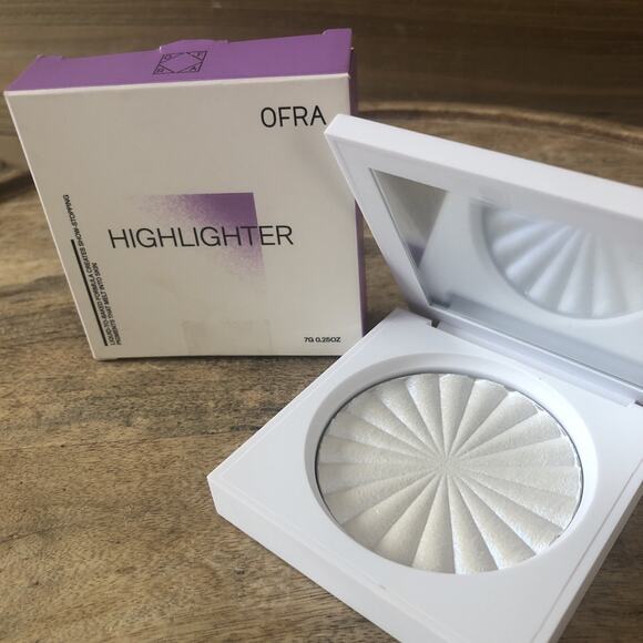 Ofra Highlighter Space Baby NikkieTutorials Collab Brand New In Box - Picture 3 of 5